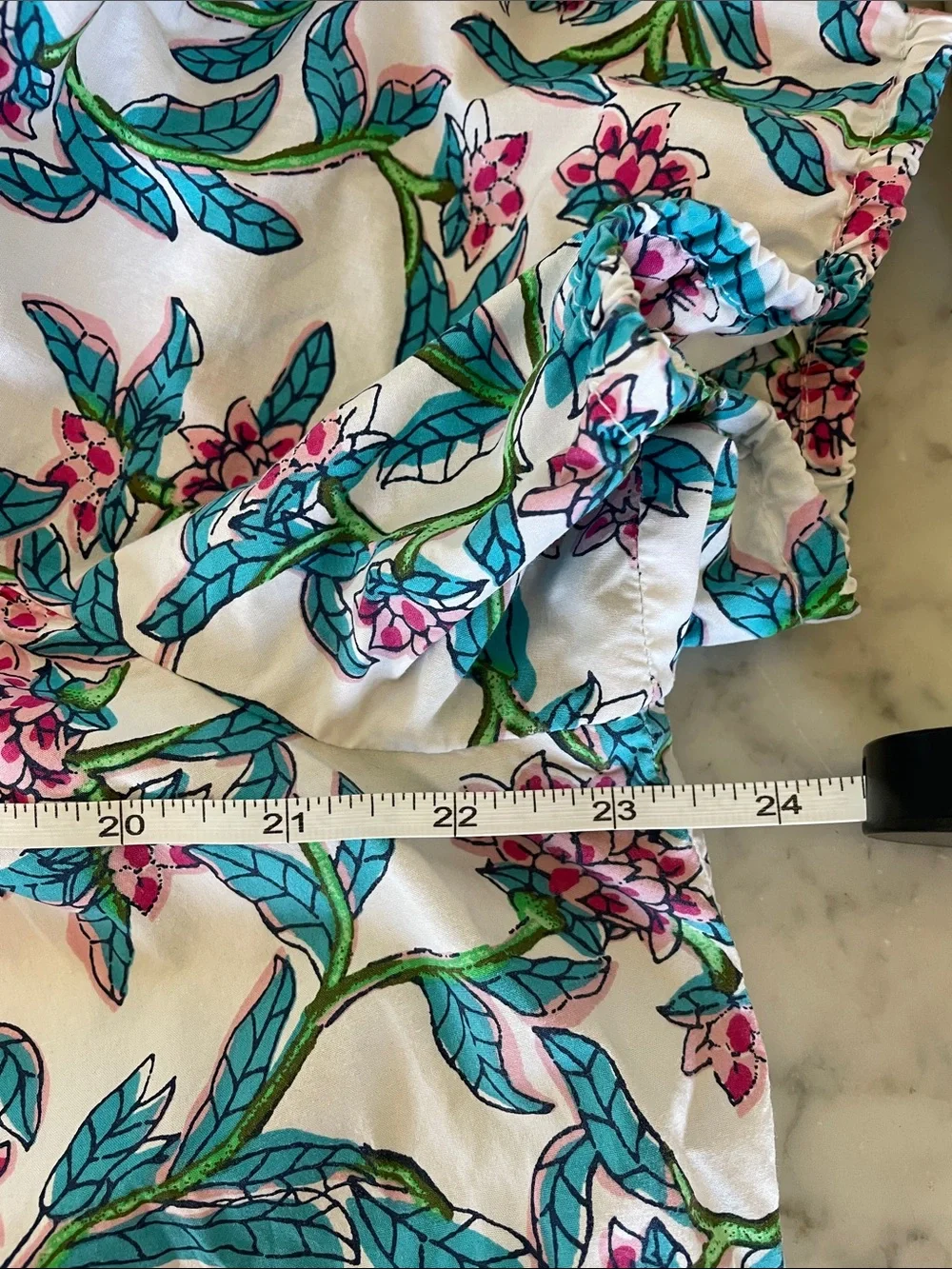 J. CREW Puff Sleeve White Smocked Floral Blouse with Teal & Pink Print XL